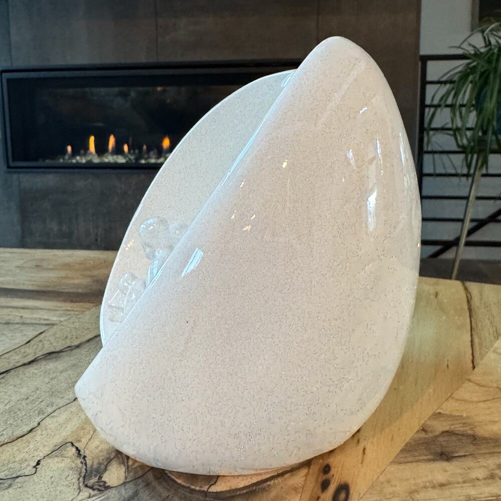 Coach House Gifts, White Ceramic Nativity Shelf Light, Manger in Angels Wings - Picture 9 of 16